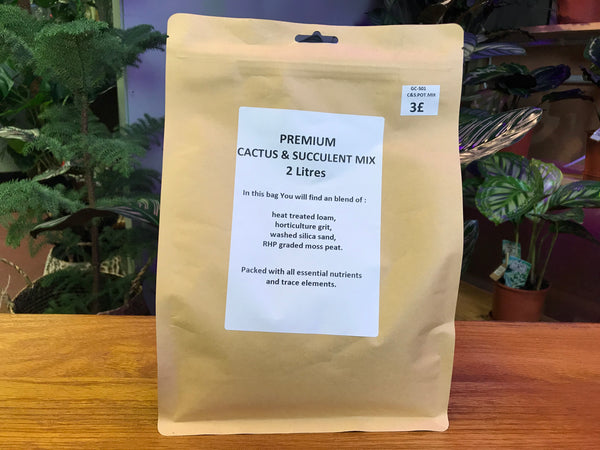 Premium potting mixes for houseplants, cactus & succulents 2 Litres